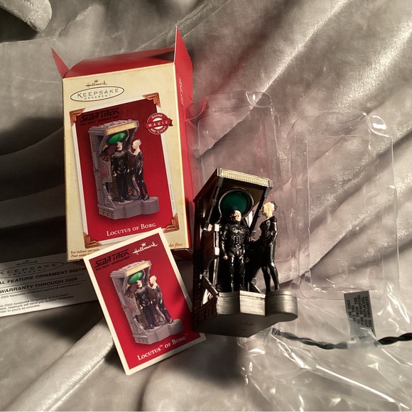 Hallmark Locutus of Borg vintage ornament. NIB - Picture 1 of 13